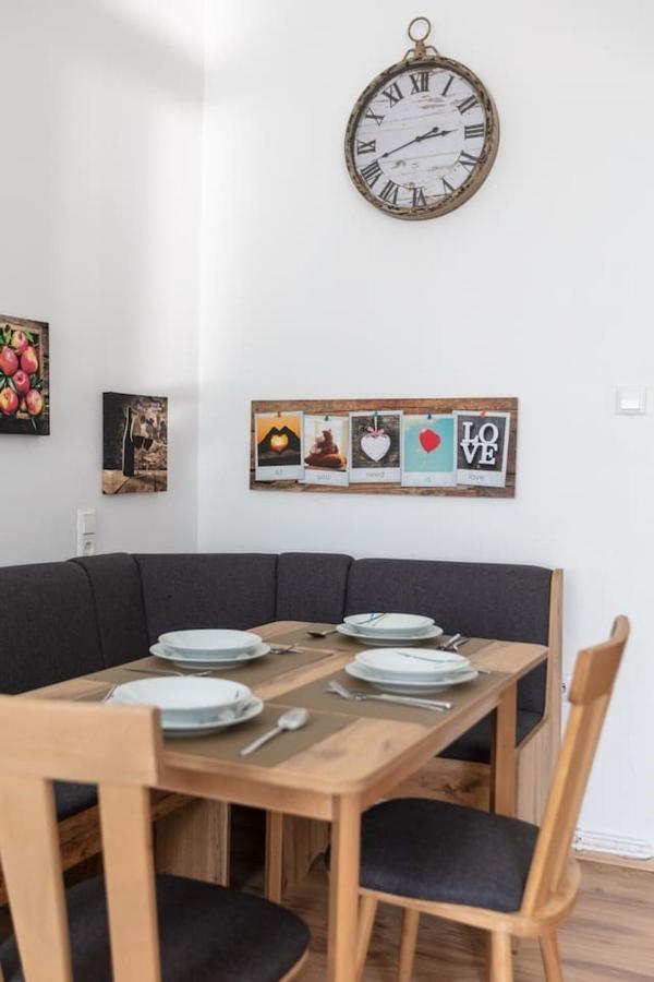 فيينا Sunny Renovated Apartment Close To Downtown المظهر الخارجي الصورة
